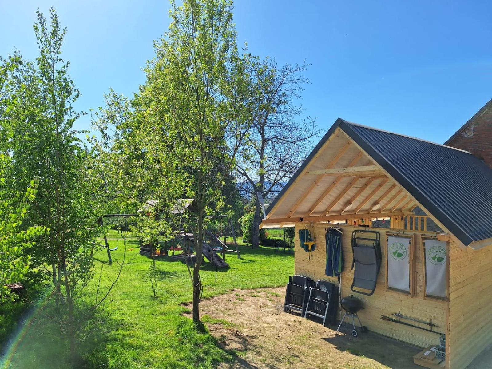 Camping, Zabierz Wlasny Namiot Kameralne Pole Namiotowe Z Basenem Kinem Plenerowym Miejscem Na Ognisko I Placem Zabaw Zywe Zwierzeta Agroturystyka Giebultow  Bagian luar foto