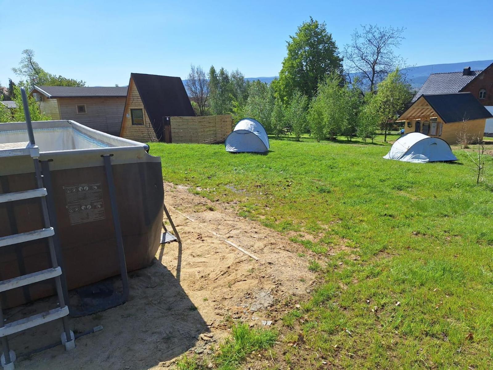 Camping, Zabierz Wlasny Namiot Kameralne Pole Namiotowe Z Basenem Kinem Plenerowym Miejscem Na Ognisko I Placem Zabaw Zywe Zwierzeta Agroturystyka Giebultow  Bagian luar foto